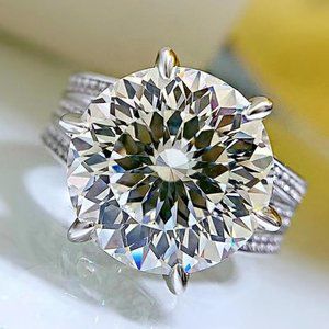 Certified 10ct. t.w. Moissanite Diamond Solitaire Luxury Engagement Ring NEW